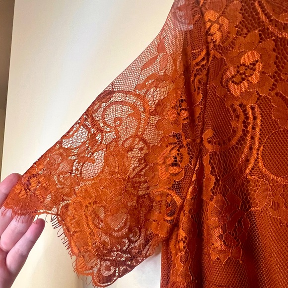 Charlotte Russe Floral Lace Crop Top (Burnt Orange) 🍂 - Picture 2 of 7